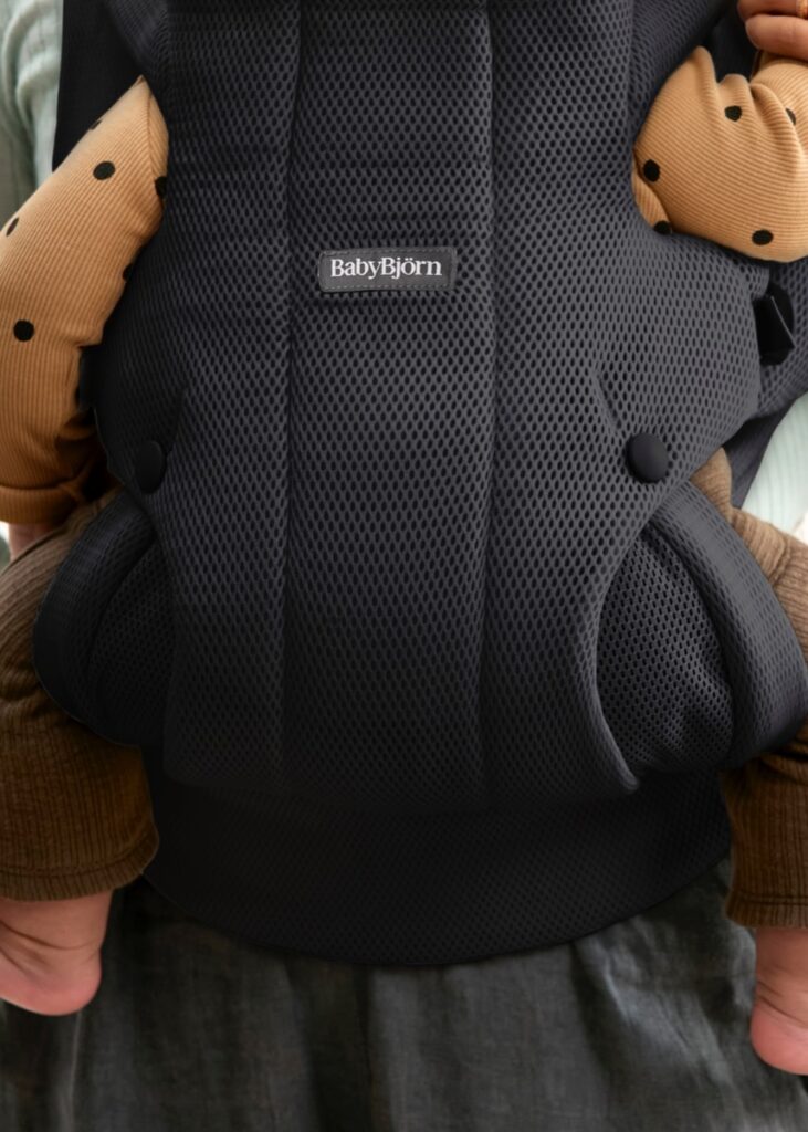 BabyBjorn HOLD ergosoma mazuļiem 0-18mēn. krāsa Black Airy Mesh