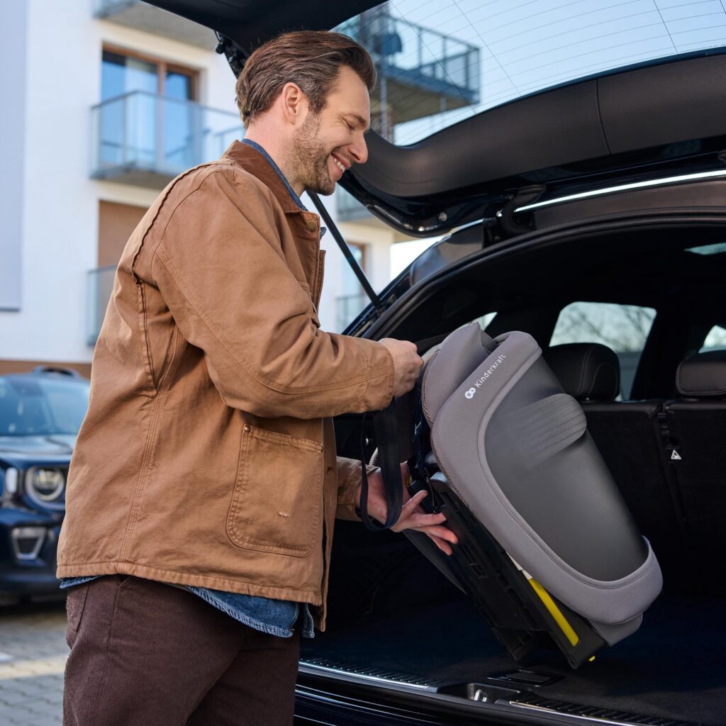 Kinderkraft Fix2Go I-Size salokāms autokrēsliņš bērniem 76-150cm