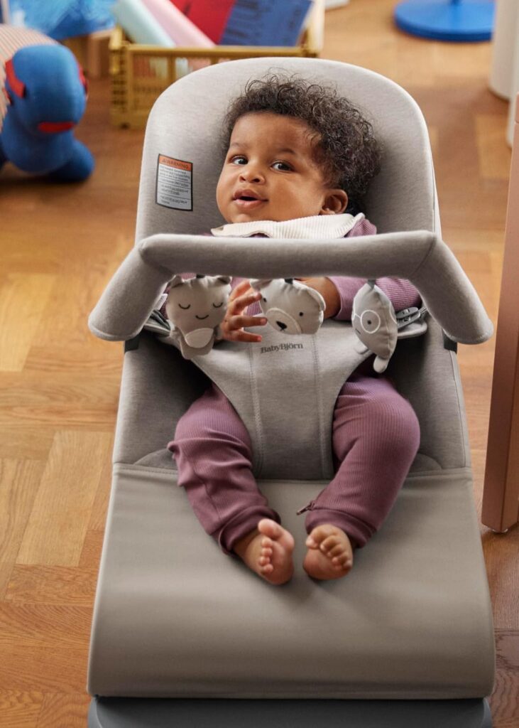 BabyBjorn Toy for Bouncer mīkstā rotaļlieta šūpuļkrēslam krāsa Soft Friends Neutral