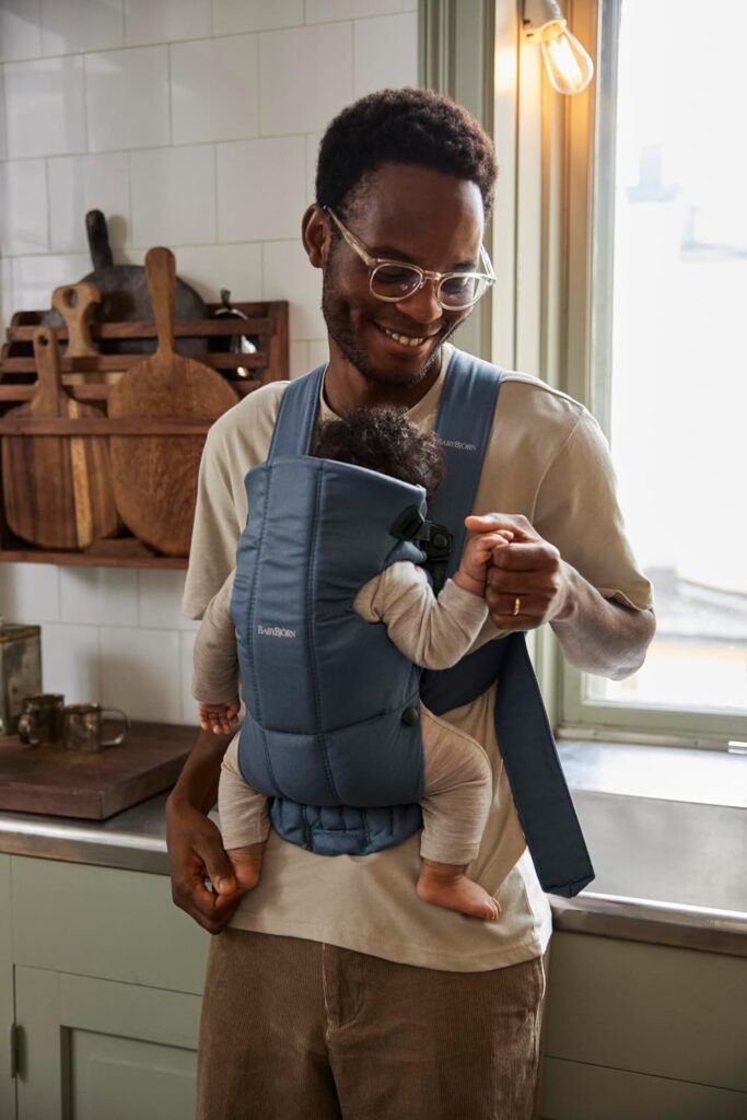 BabyBjorn MINI ergosoma mazuļiem 0-12mēn. krāsa Indigo Blue Woven