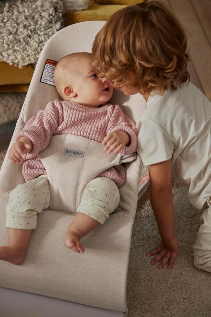 BabyBjorn BLISS šūpuļkrēsls mazuļiem 0-13kg krāsa Light Beige Melange Woven