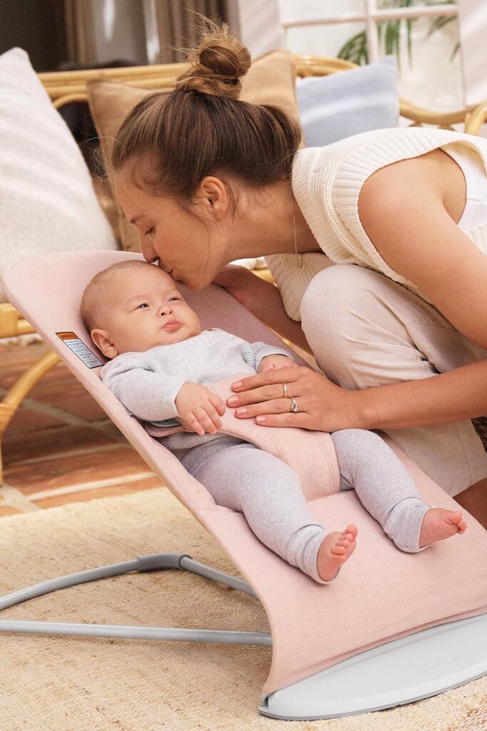 BabyBjorn BLISS šūpuļkrēsls mazuļiem 0-13kg krāsa Light Pink Melange Woven