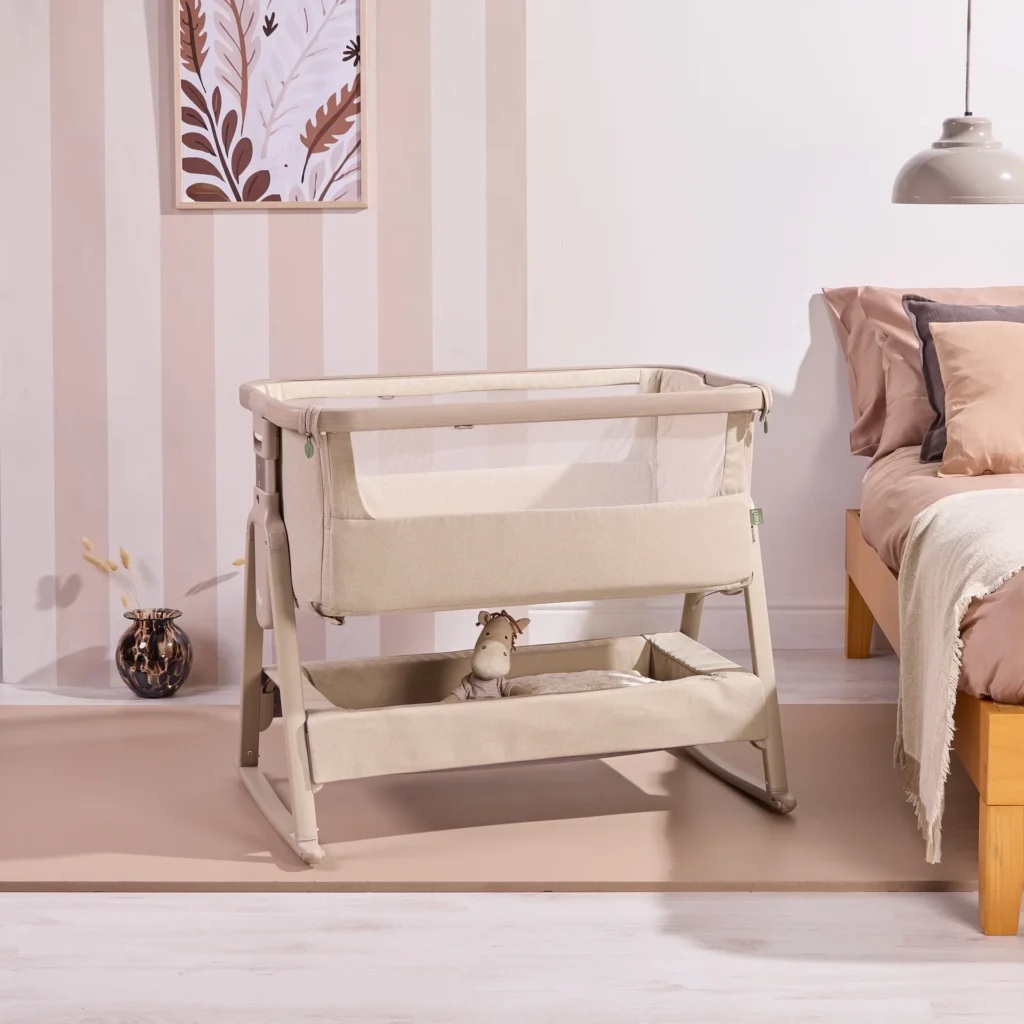 Tutti Bambini CoZee Air 2 mazuļu gultiņa krāsa Soft Walnut-Cocoa