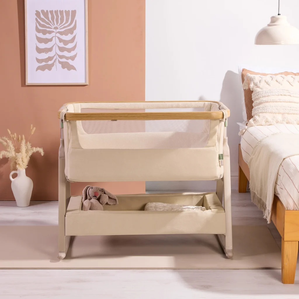 Tutti Bambini CoZee Air 2 mazuļu gultiņa krāsa Toasted Oak-Sand