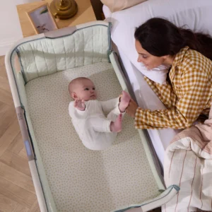 Tutti Bambini CoZee SENSE mazuļu gultiņa ar vadības paneli krāsa Whitewash-Kelp