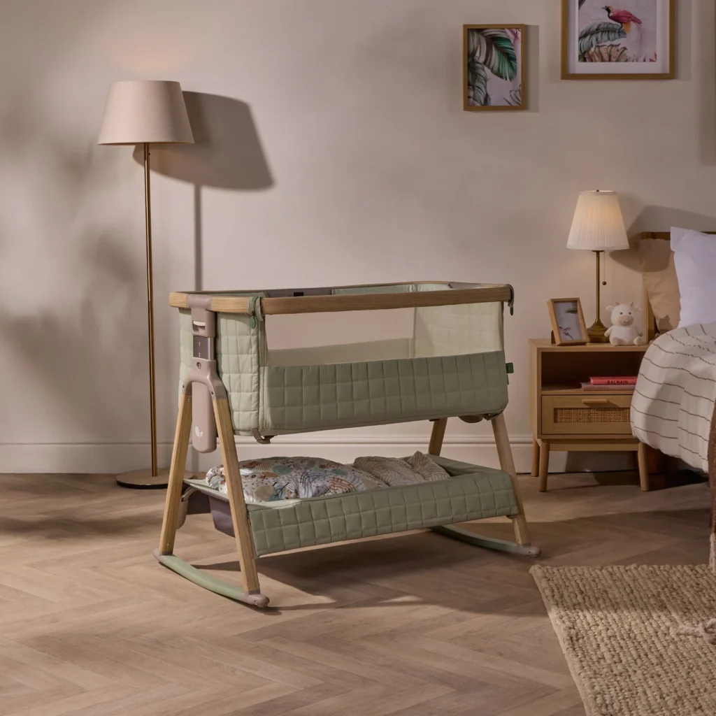 Tutti Bambini CoZee SENSE mazuļu gultiņa ar vadības paneli krāsa Drifted Oak-Eucalyptus