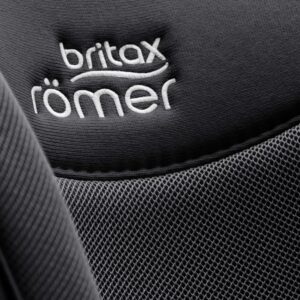 Britax Romer SAFEFIX autokrēsliņš bērniem 100-150cm krāsa Carbon Black, Style