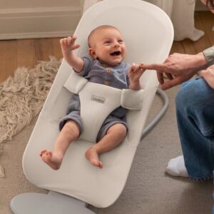 BabyBjorn BEGIN šūpuļkrēsls mazuļiem 0-9kg krāsa Airy Soft Mesh Cream