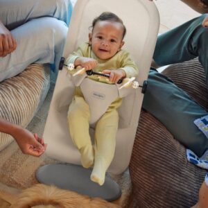 BabyBjorn BEGIN šūpuļkrēsls mazuļiem 0-9kg krāsa Airy Soft Mesh Cream