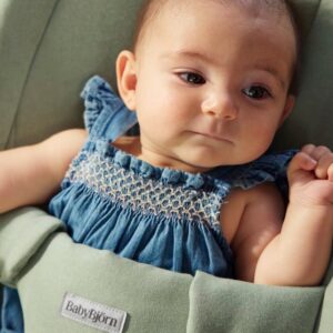 BabyBjorn BEGIN šūpuļkrēsls mazuļiem 0-9kg krāsa Light Green Brushed Woven