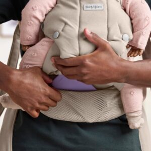 BabyBjorn HOLD ergosoma mazuļiem 0-18mēn. krāsa Sand Grey Brushed Woven