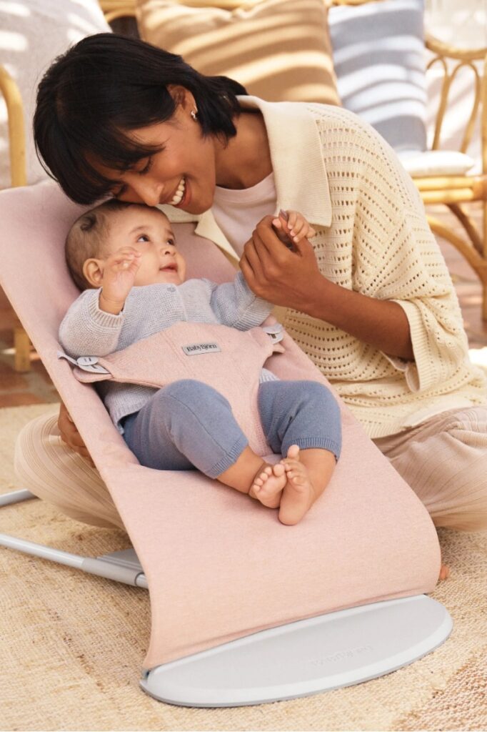BabyBjorn BLISS šūpuļkrēsls mazuļiem 0-13kg krāsa Light Pink Melange Woven