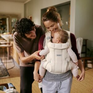 BabyBjorn HOLD ergosoma mazuļiem 0-18mēn. krāsa Cream Airy Mesh